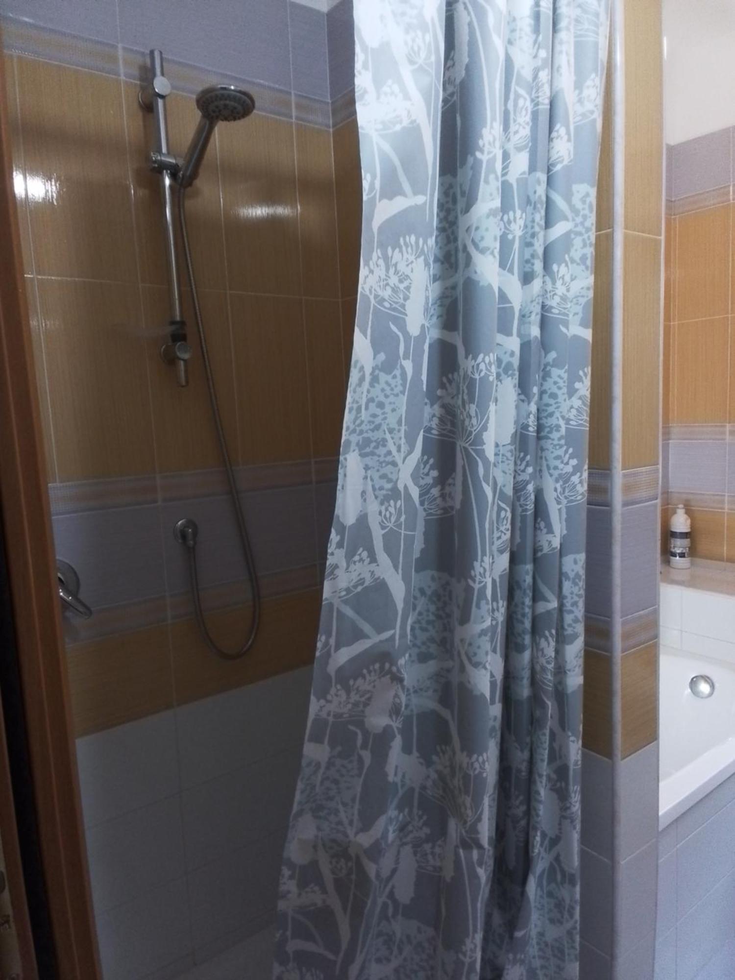 Gala Mini Apartment Fiumicino Luaran gambar