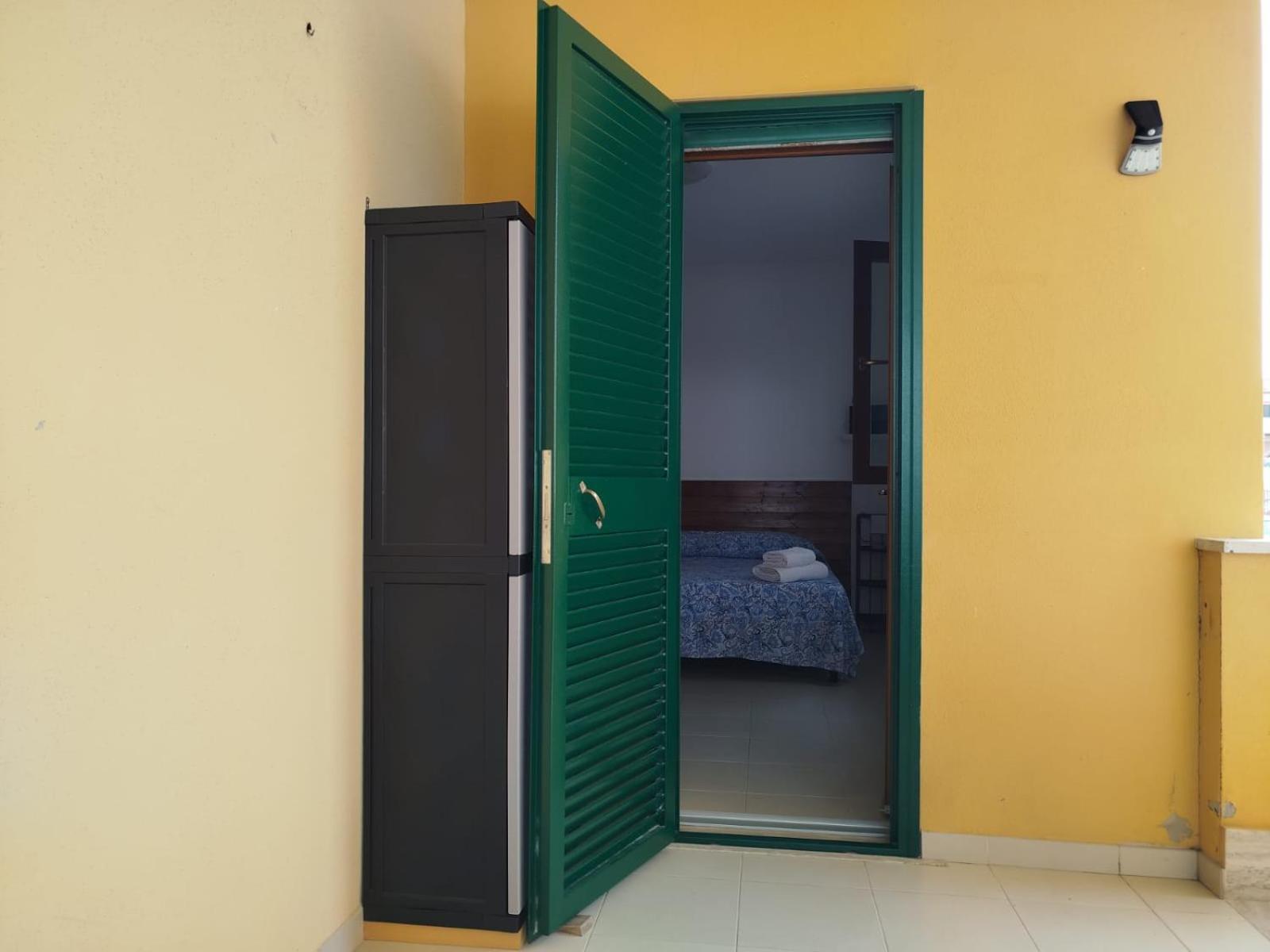 Gala Mini Apartment Fiumicino Luaran gambar