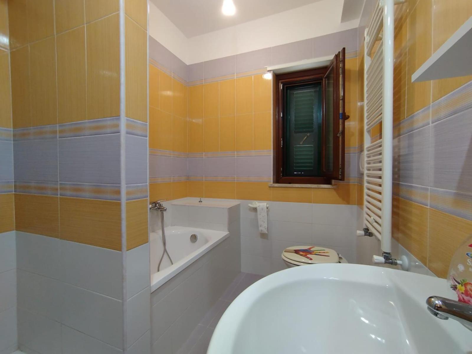 Gala Mini Apartment Fiumicino Luaran gambar